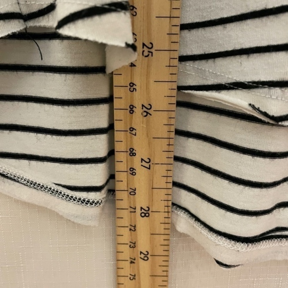 3/$25 Maurices Womens T-Shirt 3/4 Sleeve Graphic Soft Oversized Size 2X - Picture 9 of 11